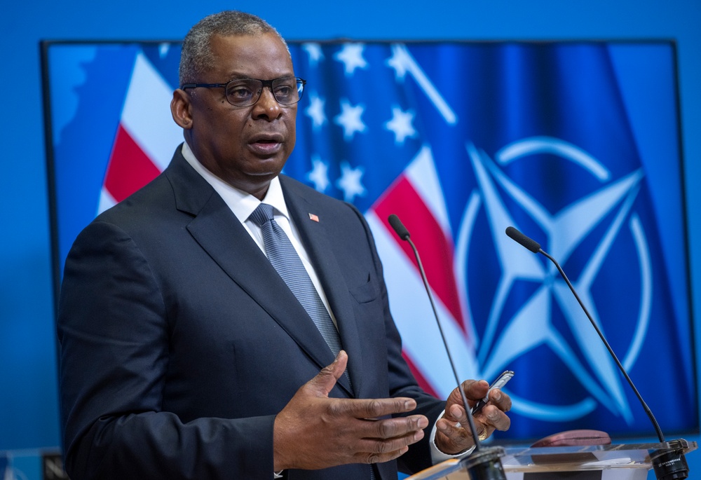 SECDEF Attends NATO Ministerial