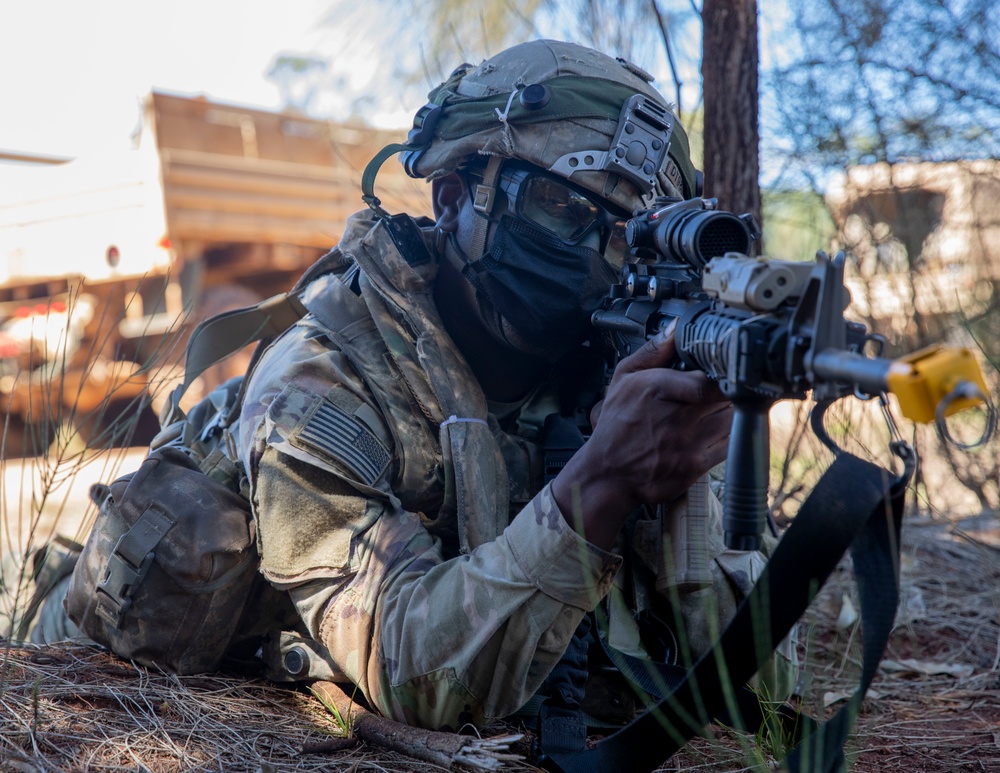 25th ID Soldiers react to indirect fire during convoy as part of JPMRC rotation 22-01