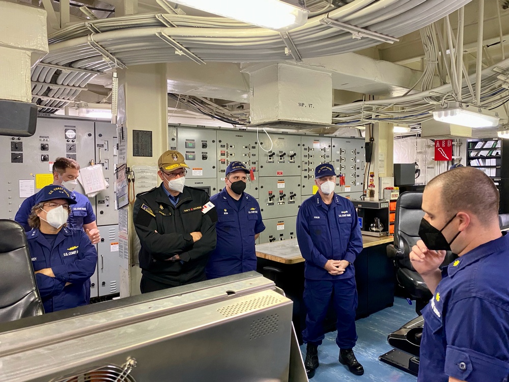 U.S. Coast Guard, U.S. Navy admirals visit USCGC Healy (WAGB 20)