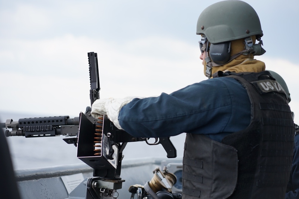 USS PIONEER (MCM 9) CONDUCTS LIVE FIRE EXERCISE