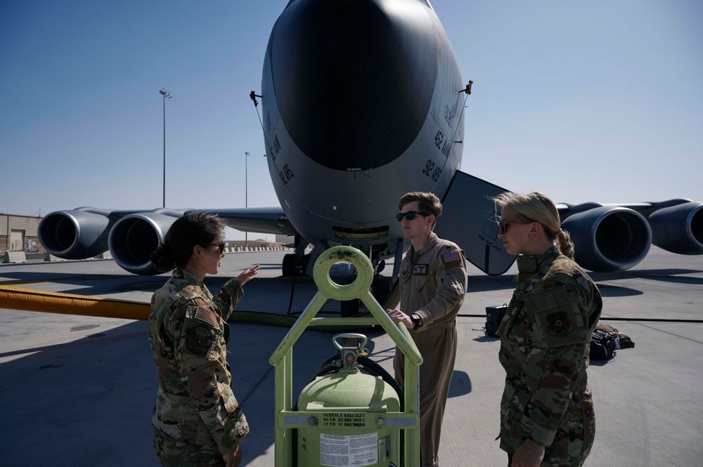 349th EARS refuels Air Force F-15E Eagle