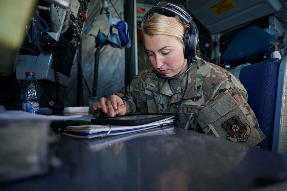 349th EARS refuels Air Force F-15E Eagle