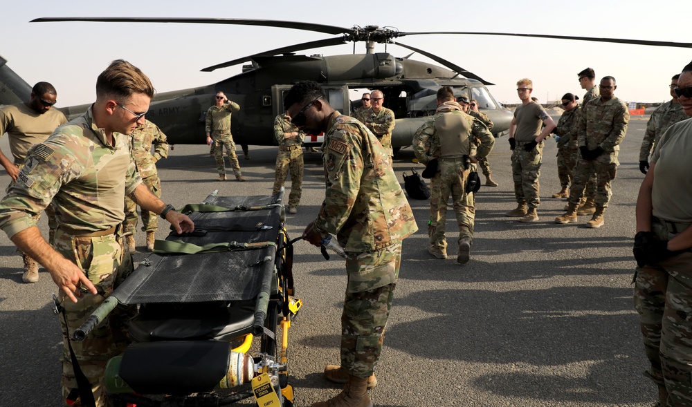 Task Force Raptor medics conduct hot/cold load training to Airmen at Camp Ali Al Salem