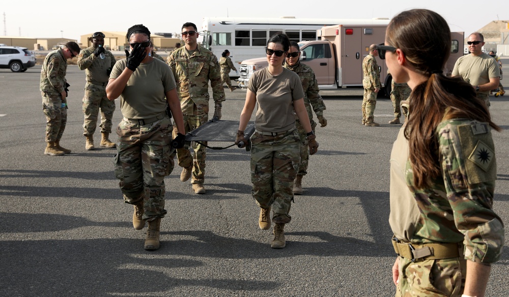 Task Force Raptor medics conduct hot/cold load training to Airmen at Camp Ali Al Salem