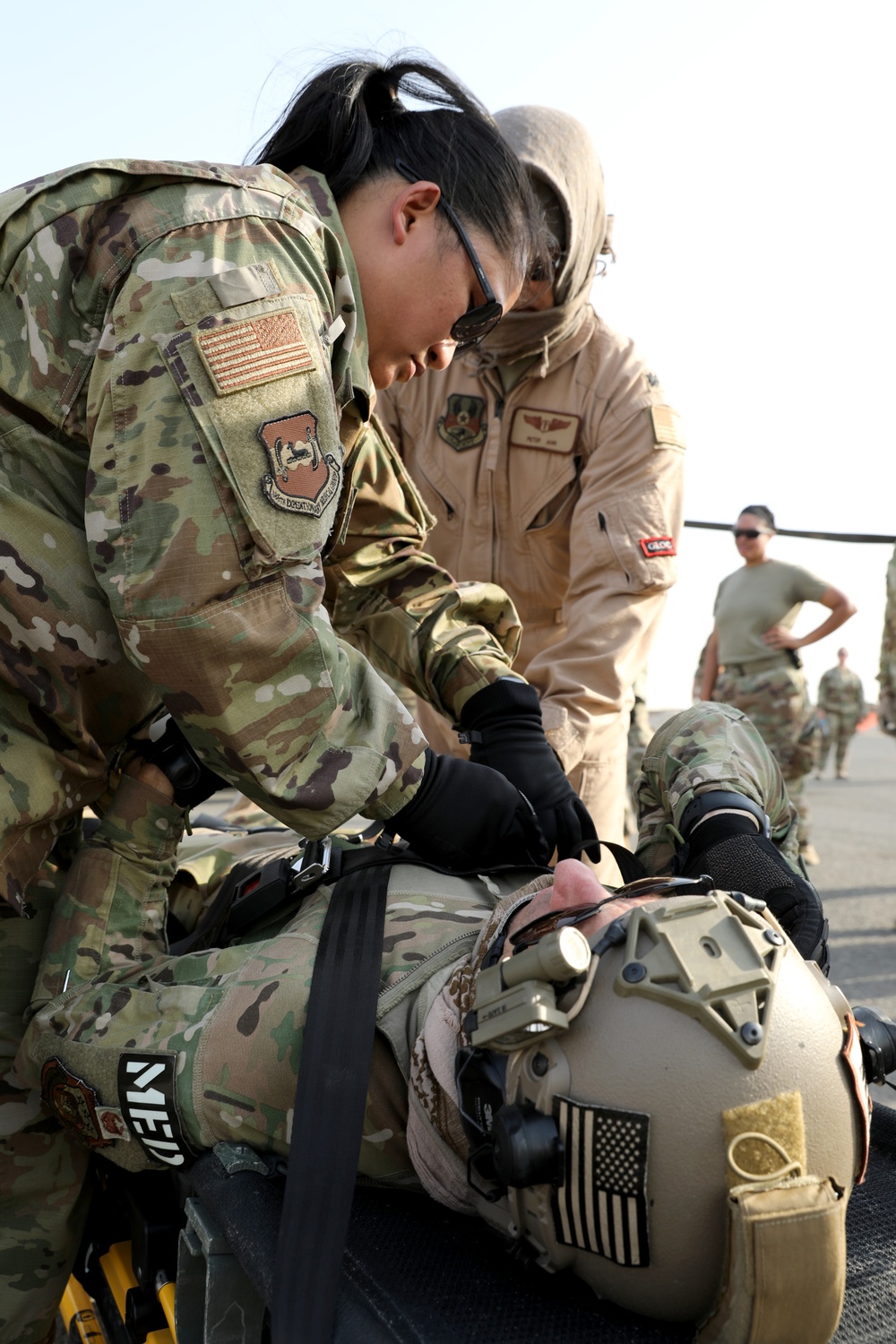 Task Force Raptor medics conduct hot/cold load training to Airmen at Camp Ali Al Salem