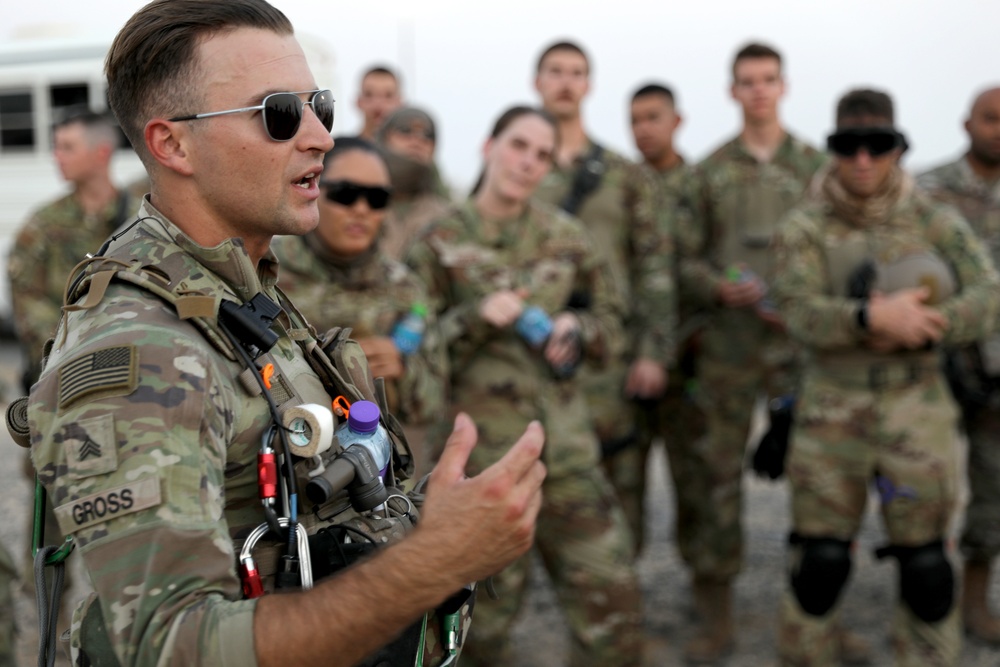 Task Force Raptor medics conduct hot/cold load training to Airmen at Camp Ali Al Salem