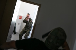 Battle Group Poland US National Guard citizen soldiers teach active threat response