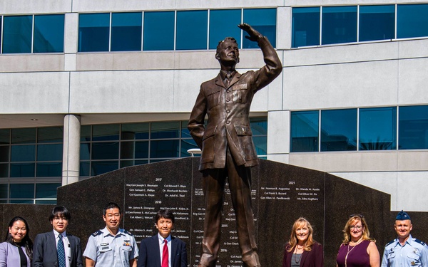 Japan's NSPS visits SSC