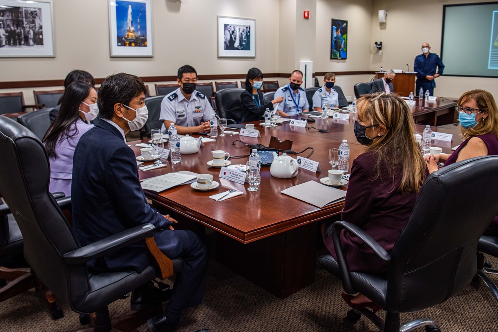 Japan's NSPS visits SSC