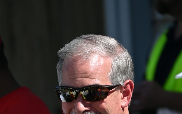 St. Louis District team wraps their hands around Operation Blue Roof mission