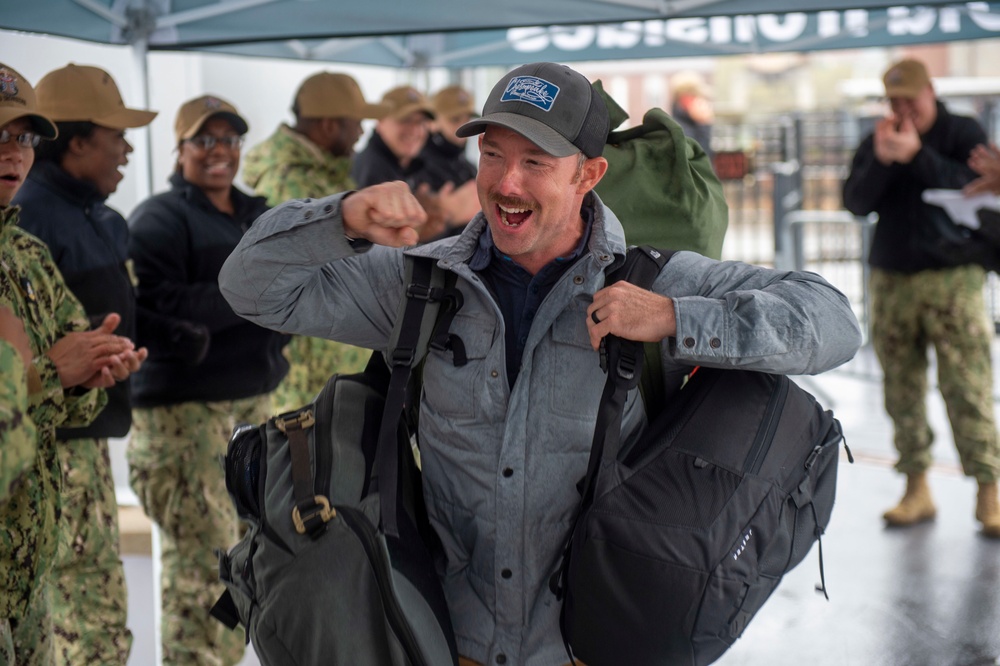 USS Constitution hosts Chief Petty Officer Heritage Weeks