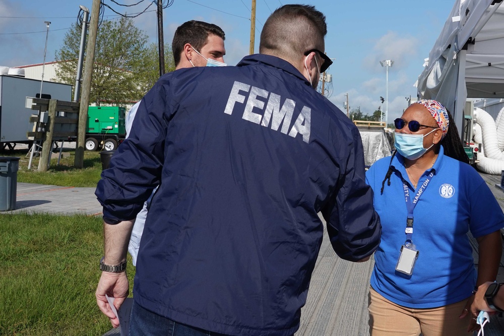 Hurricane Ida: Director of External Affairs and Communications  Visits FEMA Responder Lodging