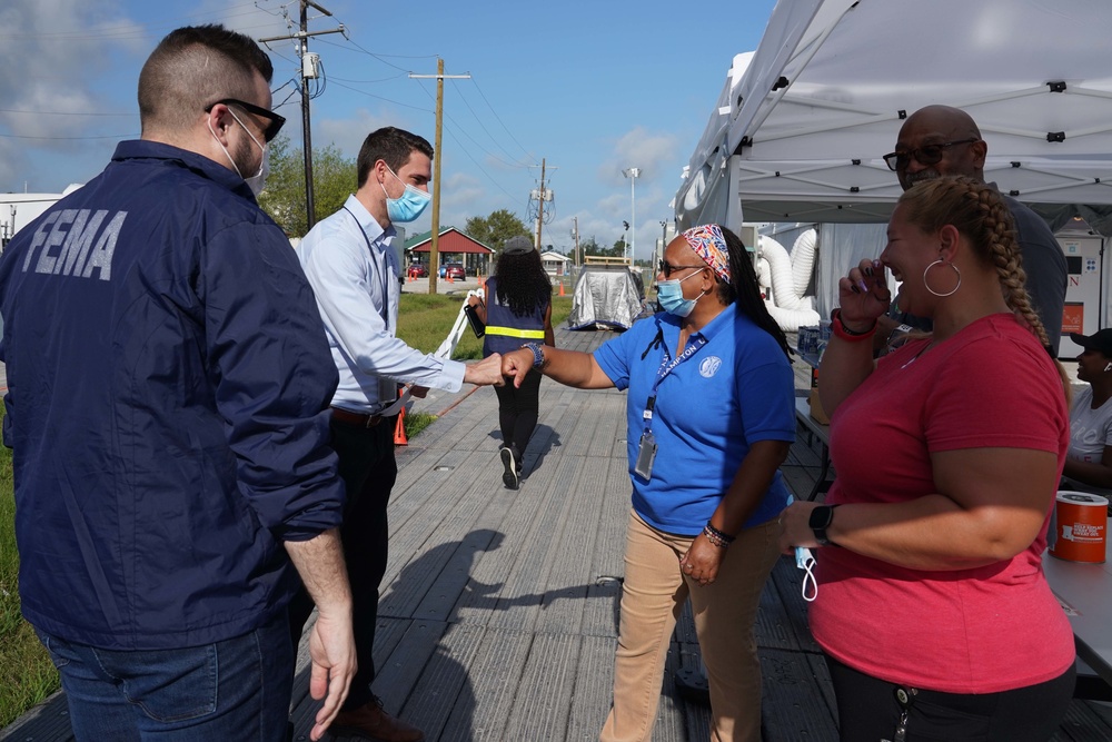 Hurricane Ida: Director of External Affairs and Communications  Visits FEMA Responder Lodging