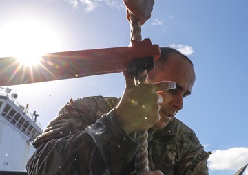 8th Special Troops Battalion Soldiers Conduct Drown Proof Exercise