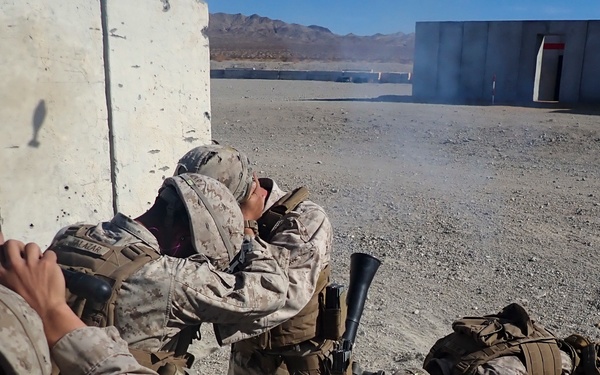 Darkside conducts platoon attacks