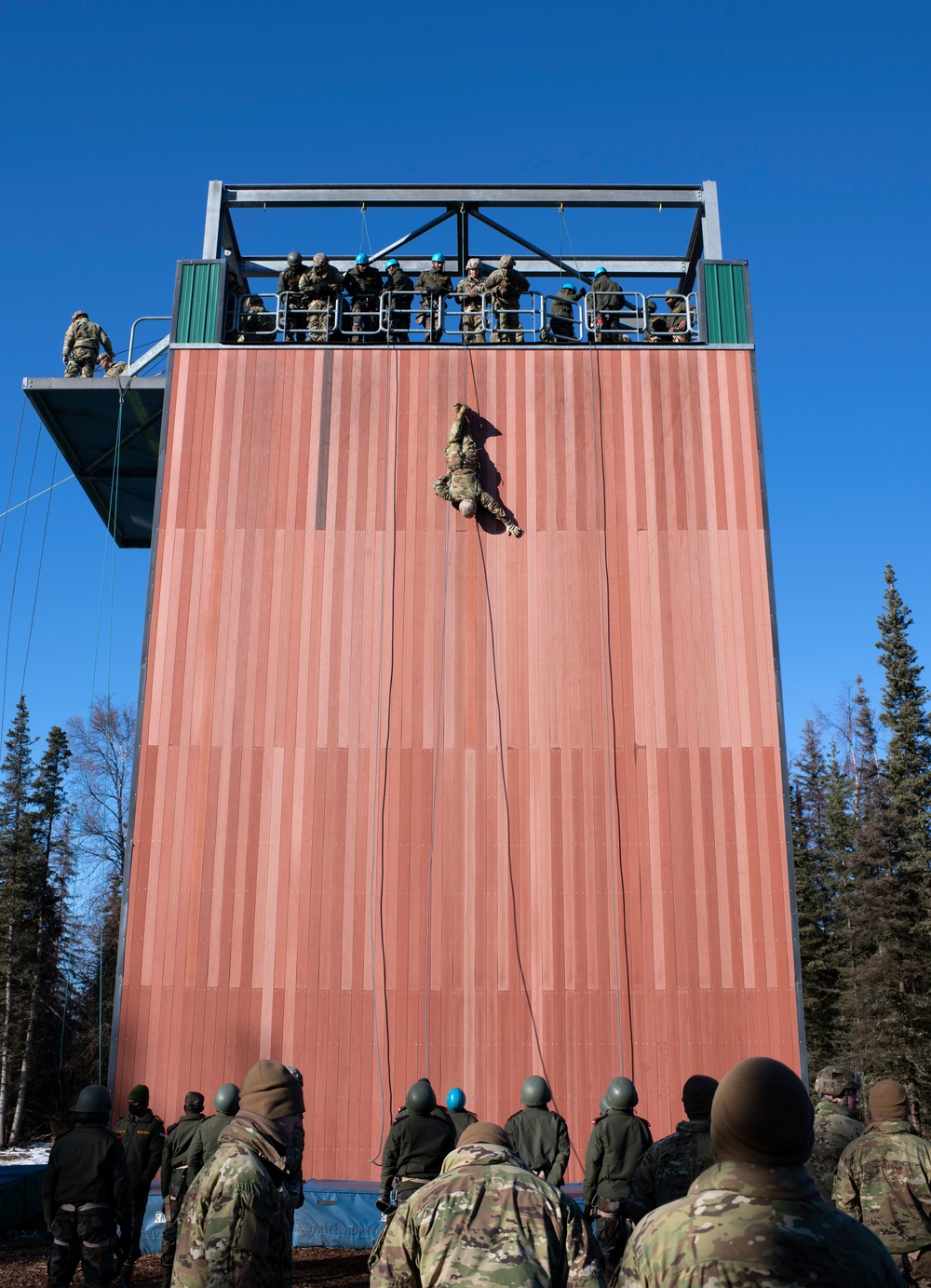 Indian and U.S. Army troops share rappel techniques during Yudh Abhyas 21