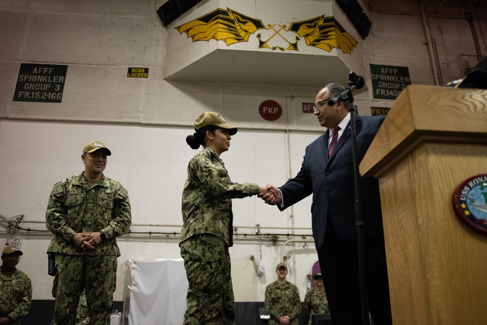 USS Ronald Reagan (CVN 76) Secretary of the Navy Visit