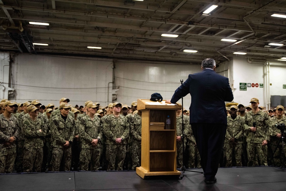 USS Ronald Reagan (CVN 76) Secretary of the Navy Visit