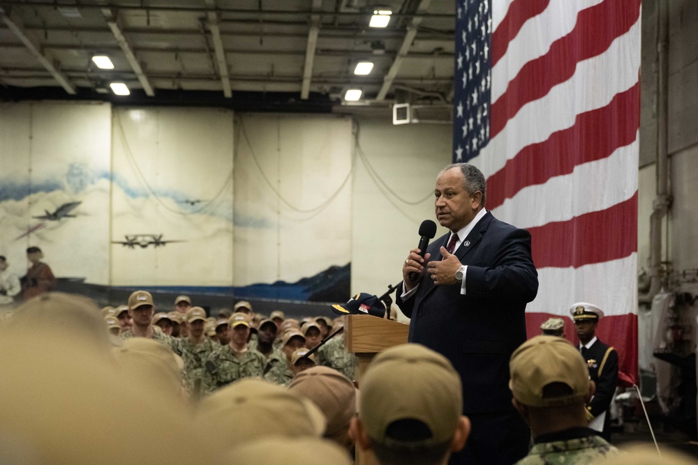 USS Ronald Reagan (CVN 76) Secretary of the Navy Visit