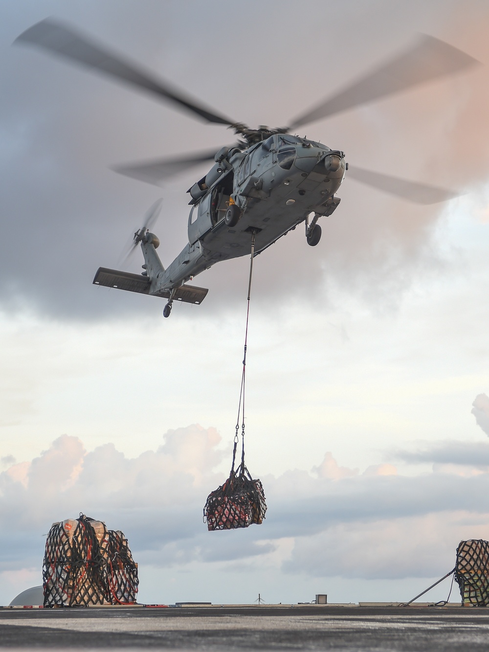 USS Carl Vinson (CVN 70) Conducts Replenishment-at-Sea