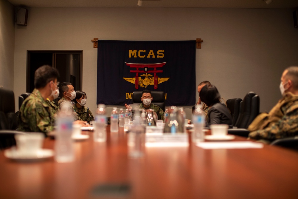 MCAS Iwakuni hosts installation tour for Japan Ground Self-Defense Force Middle Army chief of staff