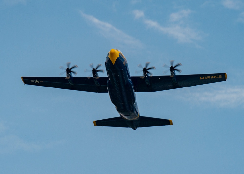 Blue Angels Navy Flight Demonstration Team – London Ontario, Canada