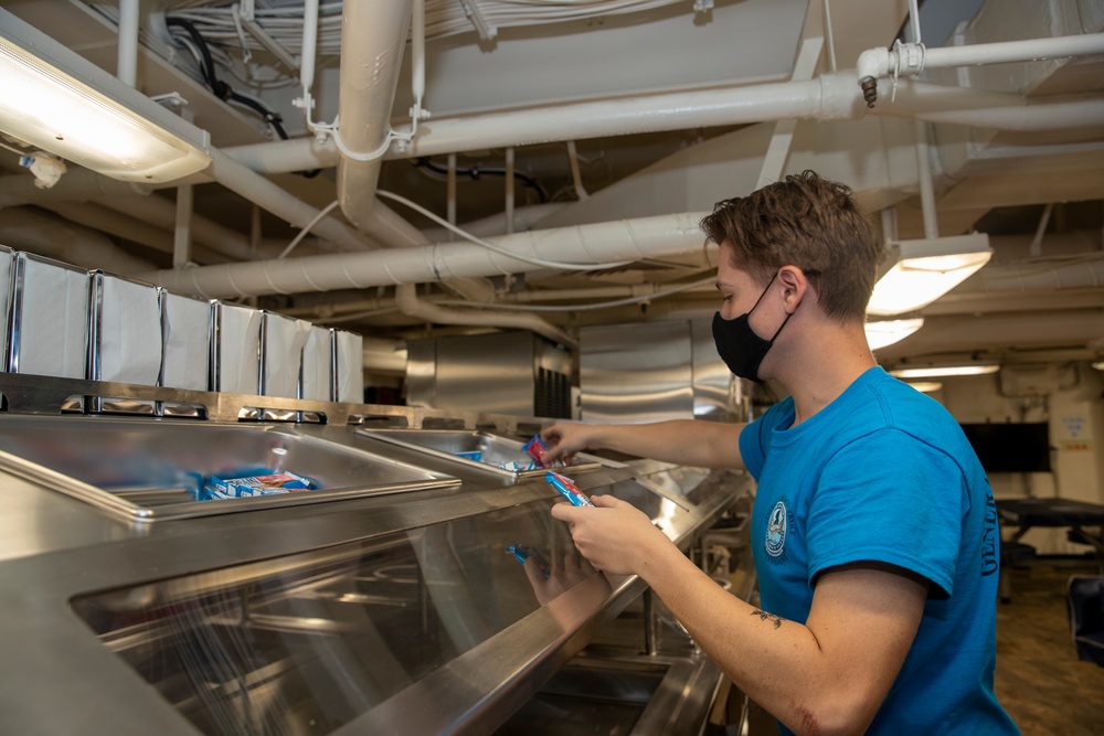 Forward Galley Opening