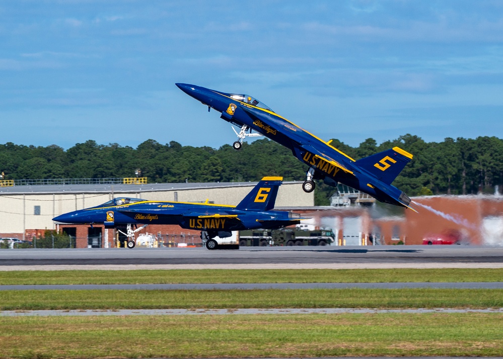 Blue Angels Navy Flight Demonstration Team – Cherry Point, North Carolina