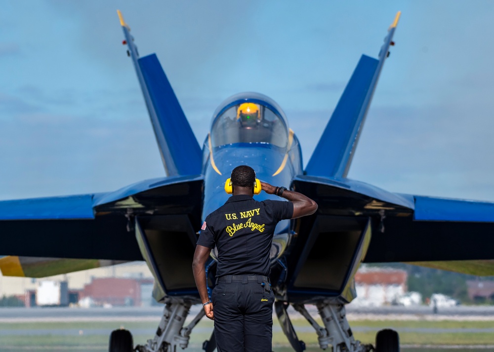 Blue Angels Navy Flight Demonstration Team – Cherry Point, North Carolina