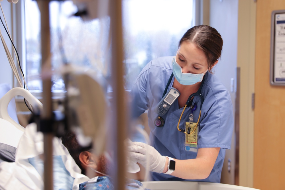 Sailors provide care to Central Washington Hospital