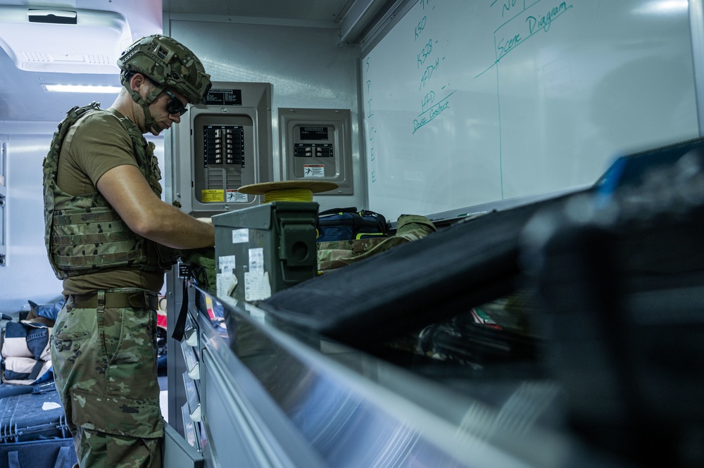 1st SOCES EOD Technicians Simulate IED Scenario