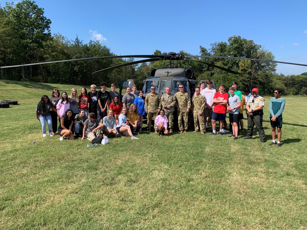 Tennessee National Guard and Page Patriots JROTC Work Together for Fitness