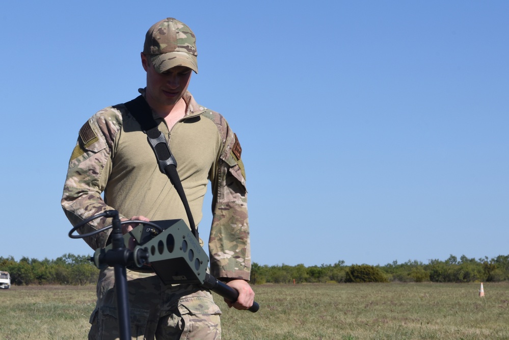 Dyess Hosts Air Force Global Strike Command EOD Challenge