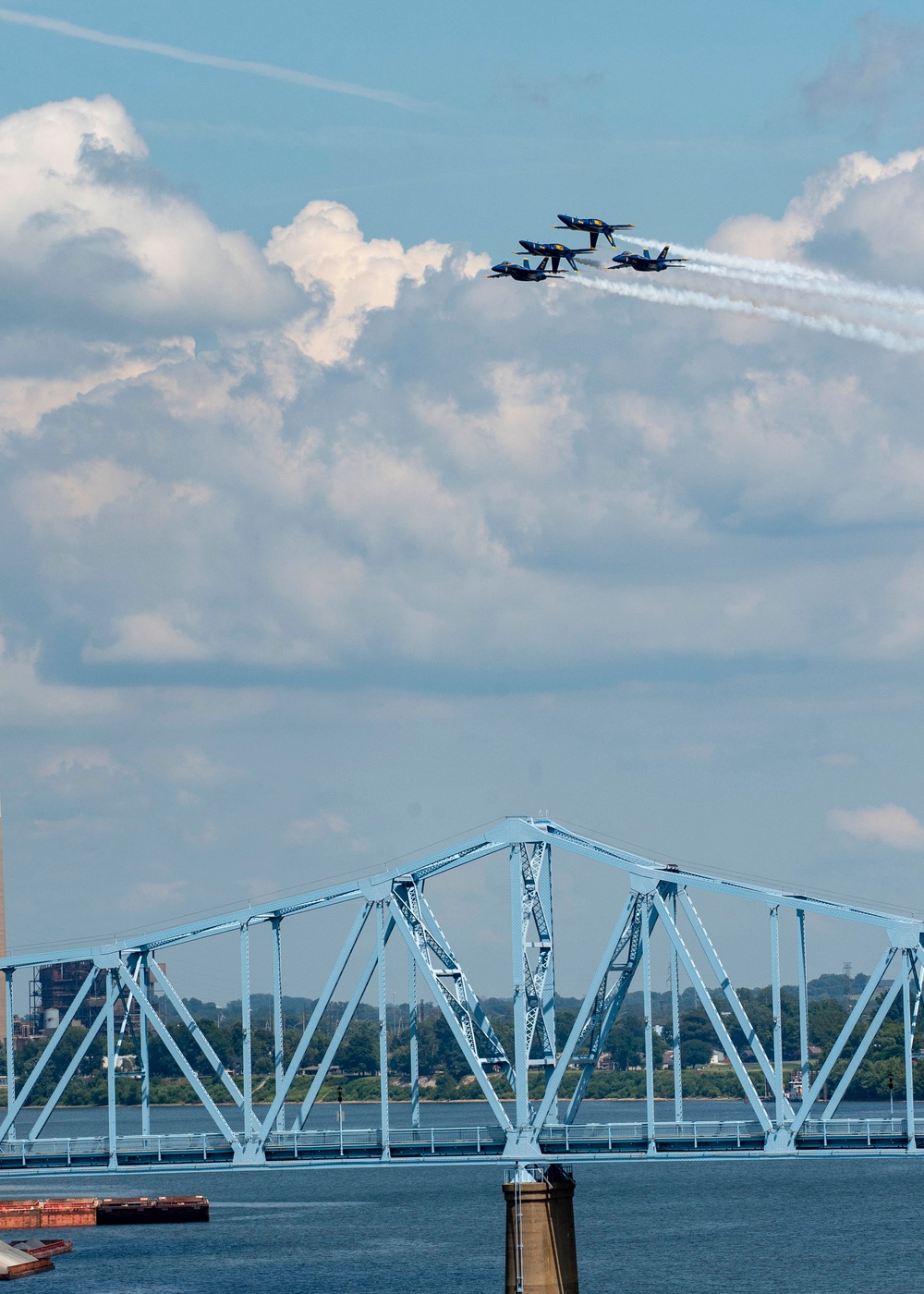 Blue Angels Navy Flight Demonstration Team – Owensboro, KY