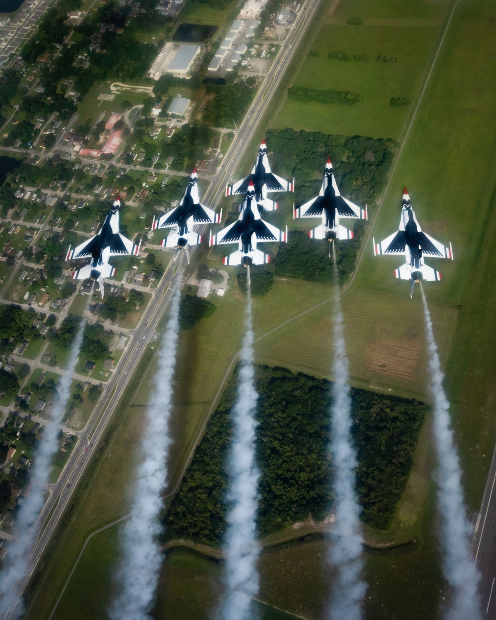 DVIDS Images Thunderbirds practice for Orlando Air & Space Show