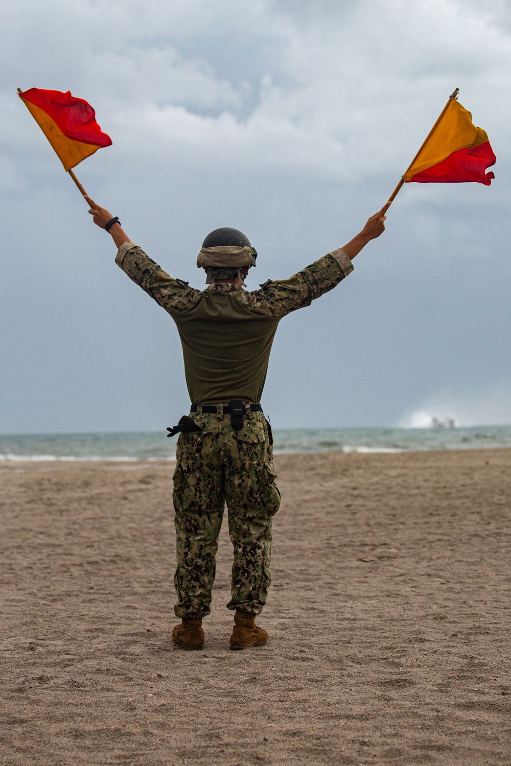 22MEU LCAC Beach Ops