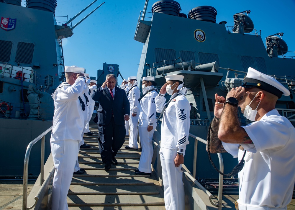 Secretary of the Navy Awards Battle E to Barry