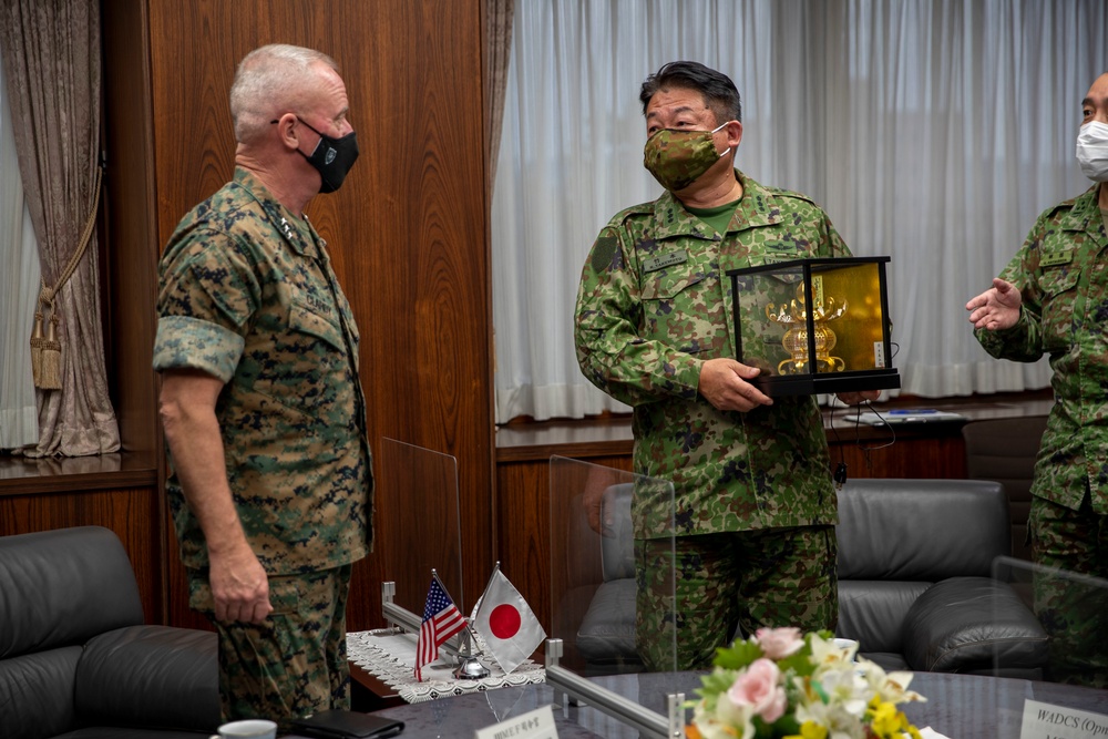 III MEF CG outcalls with JGSDF Western Army