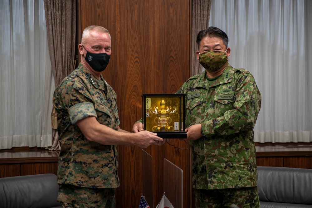 III MEF CG outcalls with JGSDF Western Army