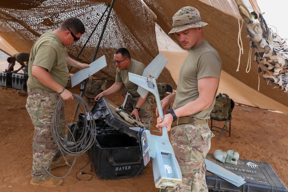 CJTF-HOA Soldiers learn to operate Raven UAV