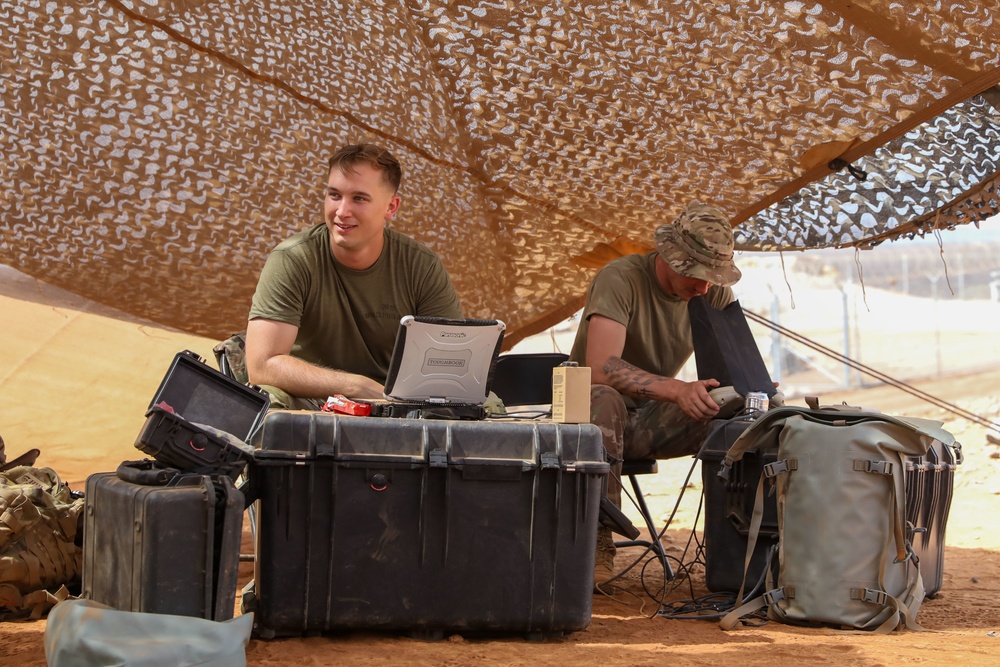 CJTF-HOA Soldiers learn to operate Raven UAV