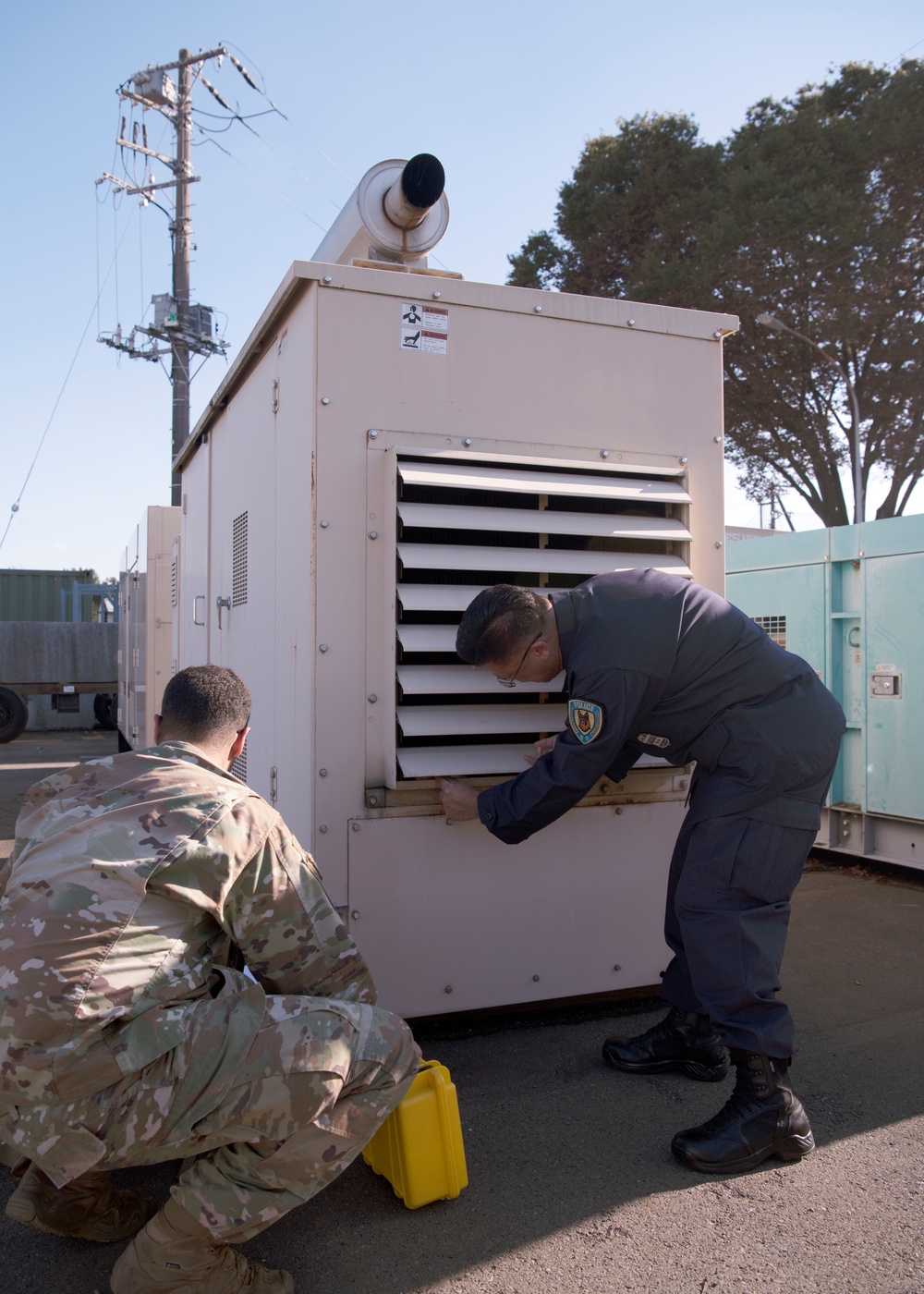 374th SFS military working dog section trains JASDF