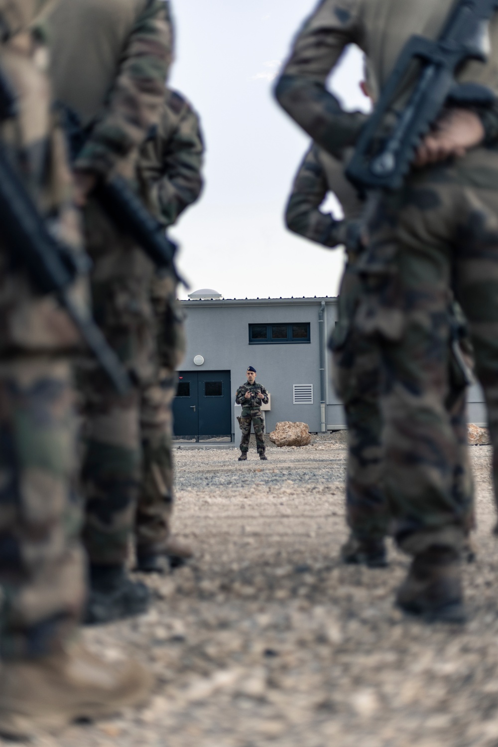 10th Marine Regiment visit French Artillery Regiment