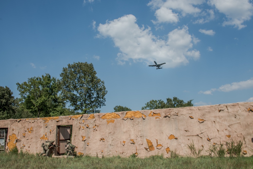 137th SOW trains alongside SEALs for Sentry Rescue IV