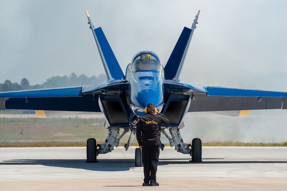 Blue Angels Navy Flight Demonstration Team – Beaufort, South Carolina