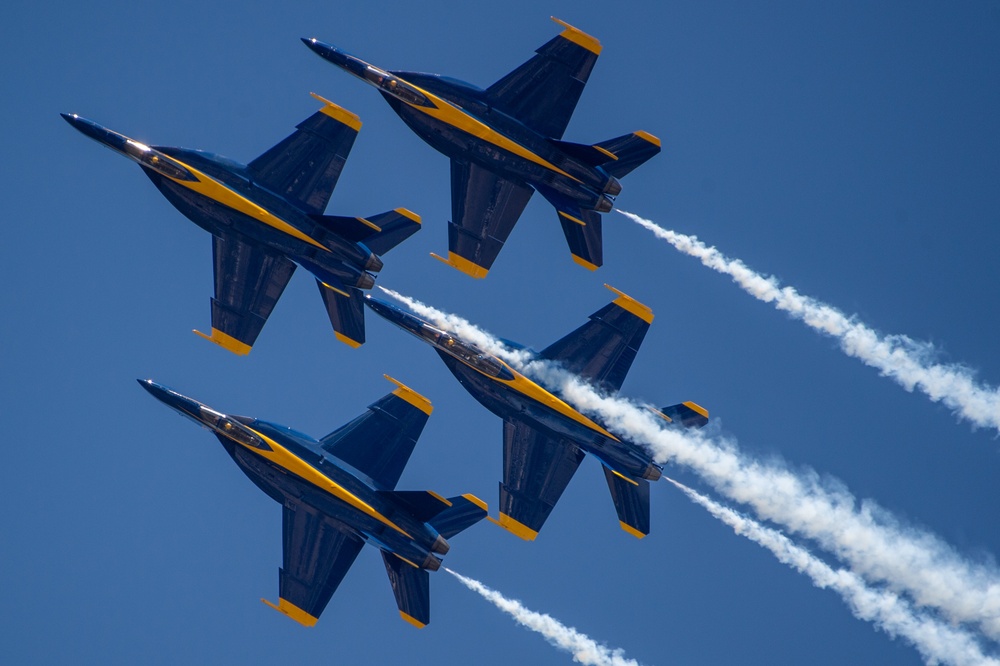 Blue Angels Navy Flight Demonstration Team – Beaufort, South Carolina