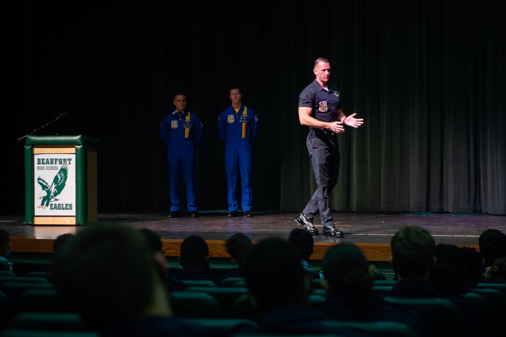 Blue Angels Navy Flight Demonstration Team – Beaufort, South Carolina