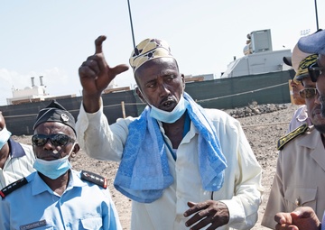 Djiboutian Elders Visit Camp Lemonnier burial site