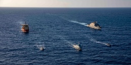 USS Billings Participates in a Photo Exercise with Dominican Republic Navy and the Kellie Chouest