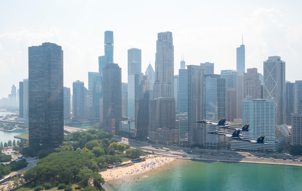 Blue Angels Navy Flight Demonstration Team – Chicago, IL